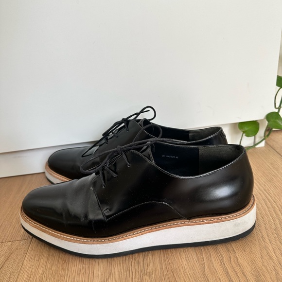 Vince oxfords size 10 - Picture 4 of 4